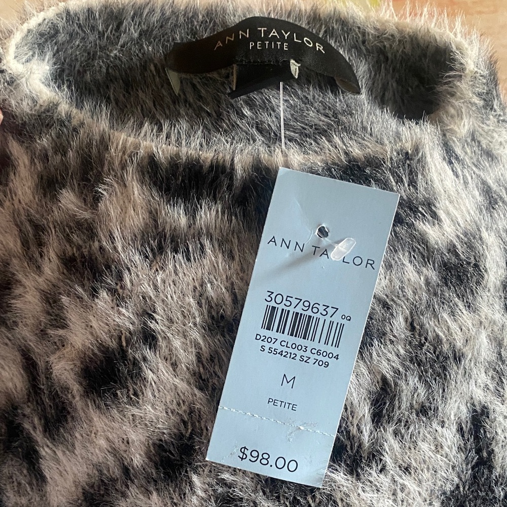 NWT Ann Taylor Black and Gray Leopard Print Sweater - Picture 2 of 3